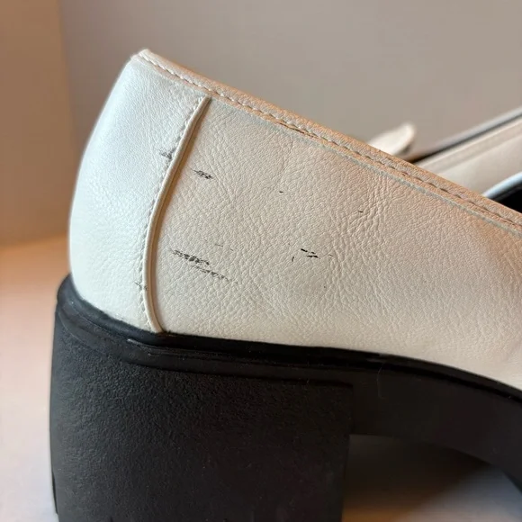 Torrid Chunky White Loafers with Chain size 7.5 WW - Picture 8 of 14
